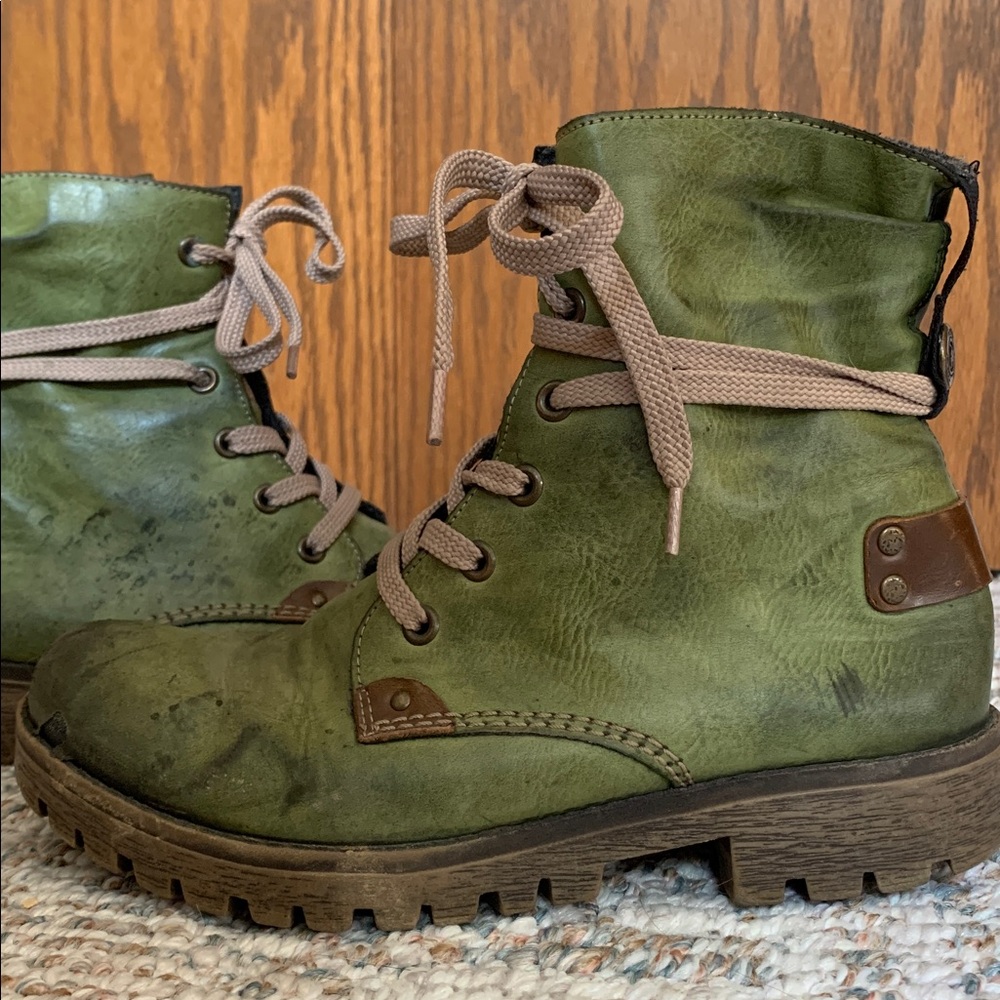 Rieker Olive Lace-Up Boots
